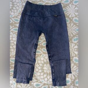 Bombshell Sportswear Mineral Seamless Leggings in Neptune Blue